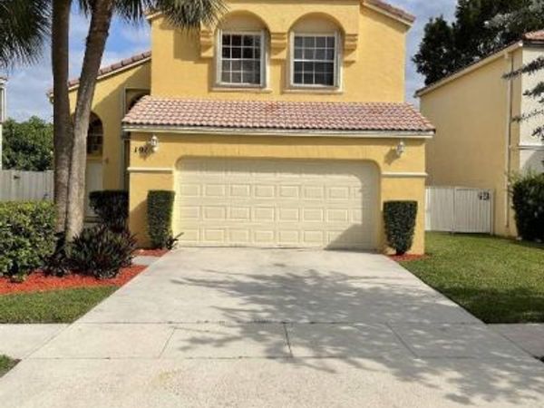 191 NW 152nd Lane, Pembroke Pines, FL 33028