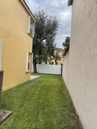 191 NW 152nd Lane, Pembroke Pines, FL 33028 Photo