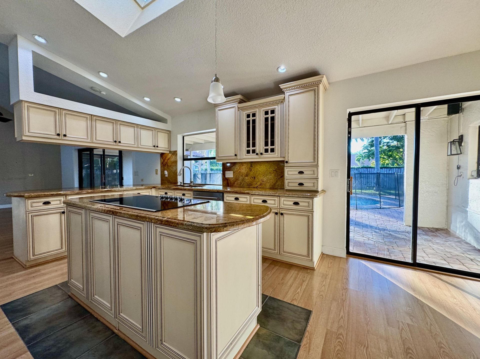 1701 NW 97th Terrace, Plantation, FL 33322 Photo