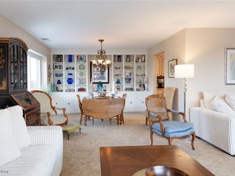 255 N Portage Path, Unit 507, Akron, OH 44303 Photo 8