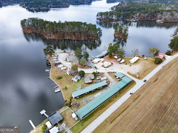 8726 Jackson Lake Road, Monticello, GA 31064