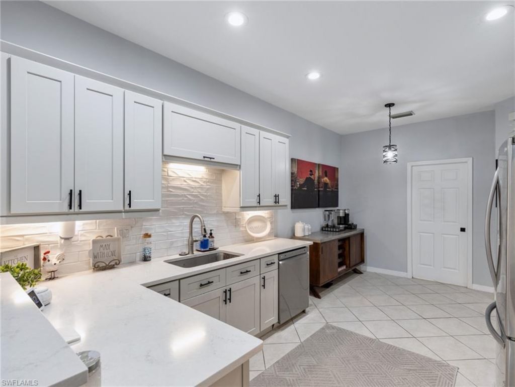 20334 Larino Loop, Estero, FL 33928 Photo