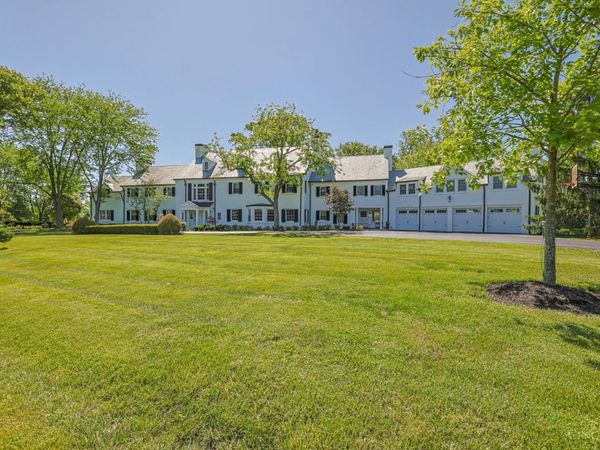 9675 Cunningham Road, Indian Hill, OH 45243