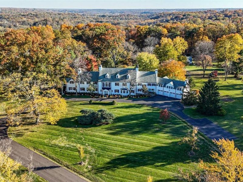 9675 Cunningham Road, Indian Hill, OH 45243 Photo 4