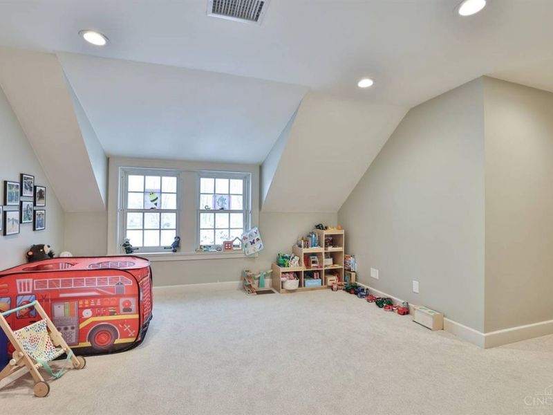 9675 Cunningham Road, Indian Hill, OH 45243 Photo 42