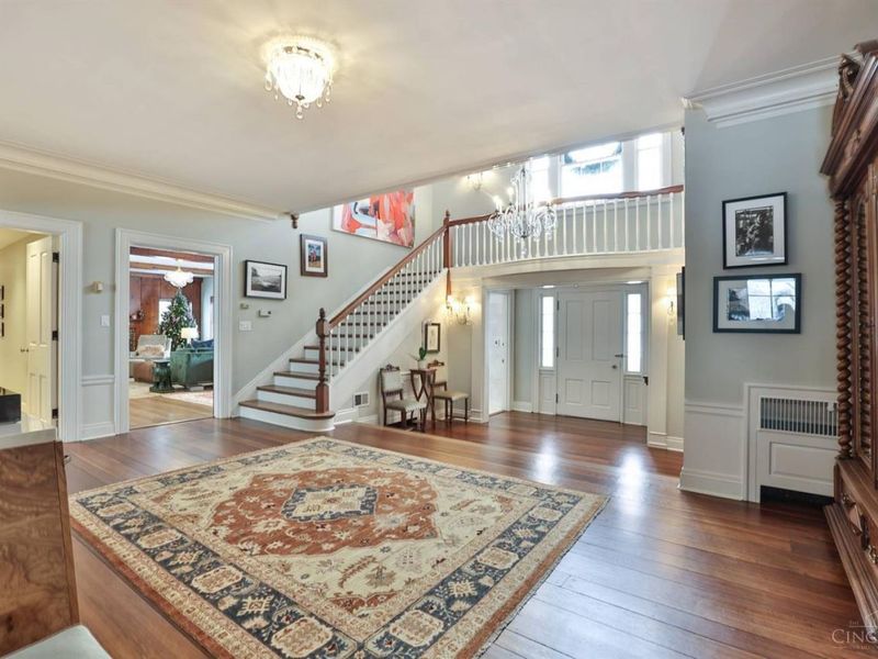 9675 Cunningham Road, Indian Hill, OH 45243 Photo 5