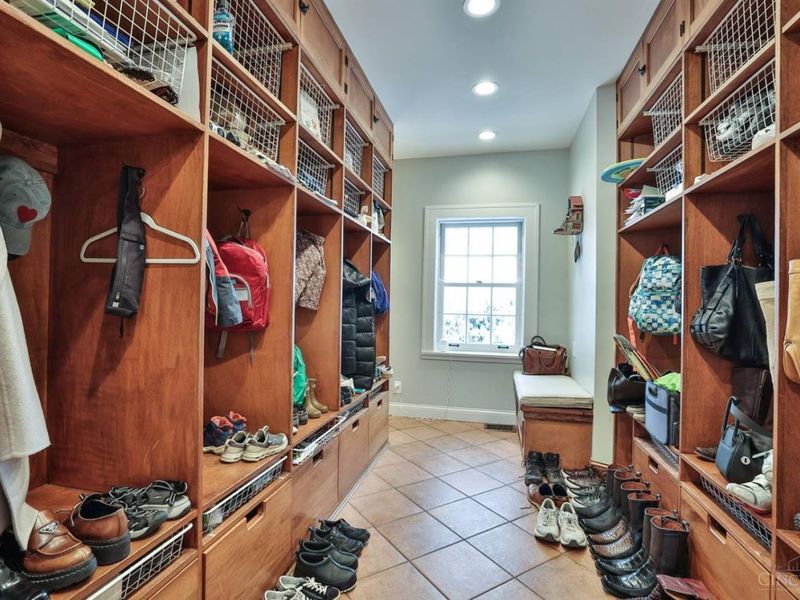 9675 Cunningham Road, Indian Hill, OH 45243 Photo 53