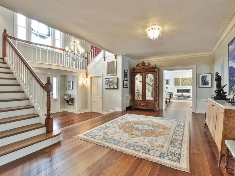 9675 Cunningham Road, Indian Hill, OH 45243 Photo 6