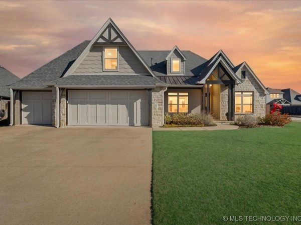 201 W 128th Place S, Jenks, OK 74037