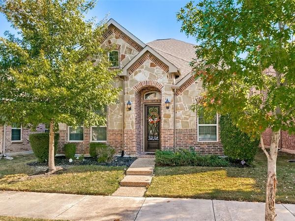 504 Garden Avenue, Euless, TX 76039