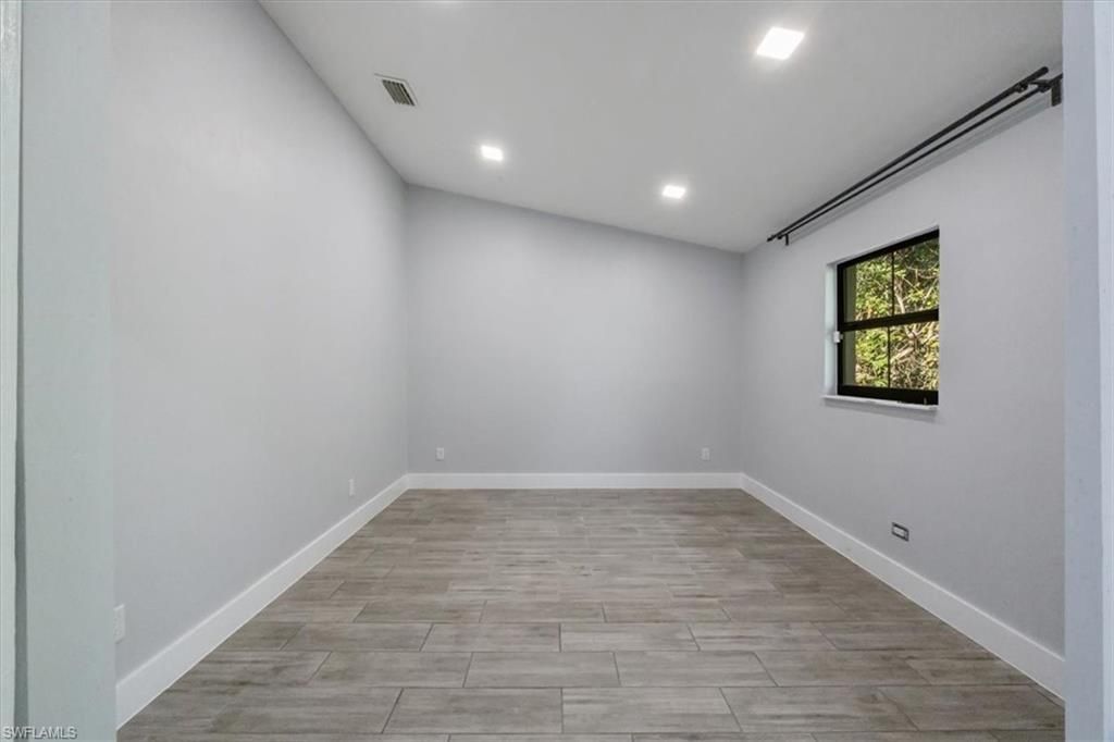 6161 Waxmyrtle Way, Naples, FL 34109 Photo