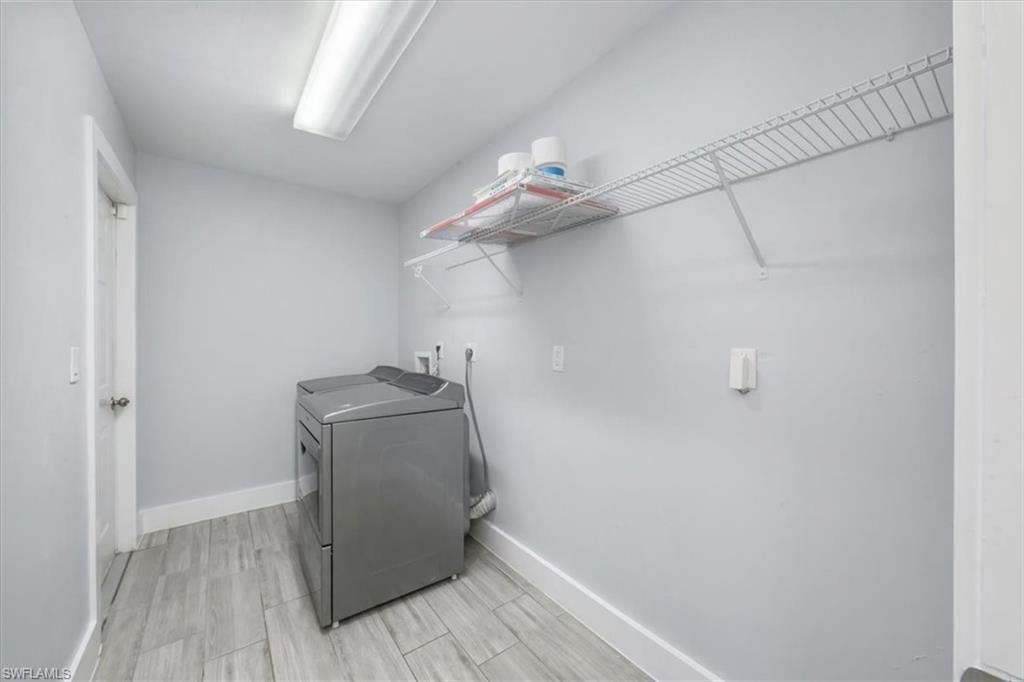 6161 Waxmyrtle Way, Naples, FL 34109 Photo