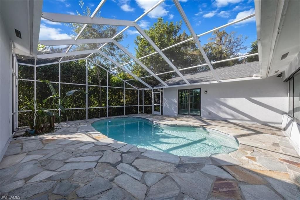 6161 Waxmyrtle Way, Naples, FL 34109 Photo