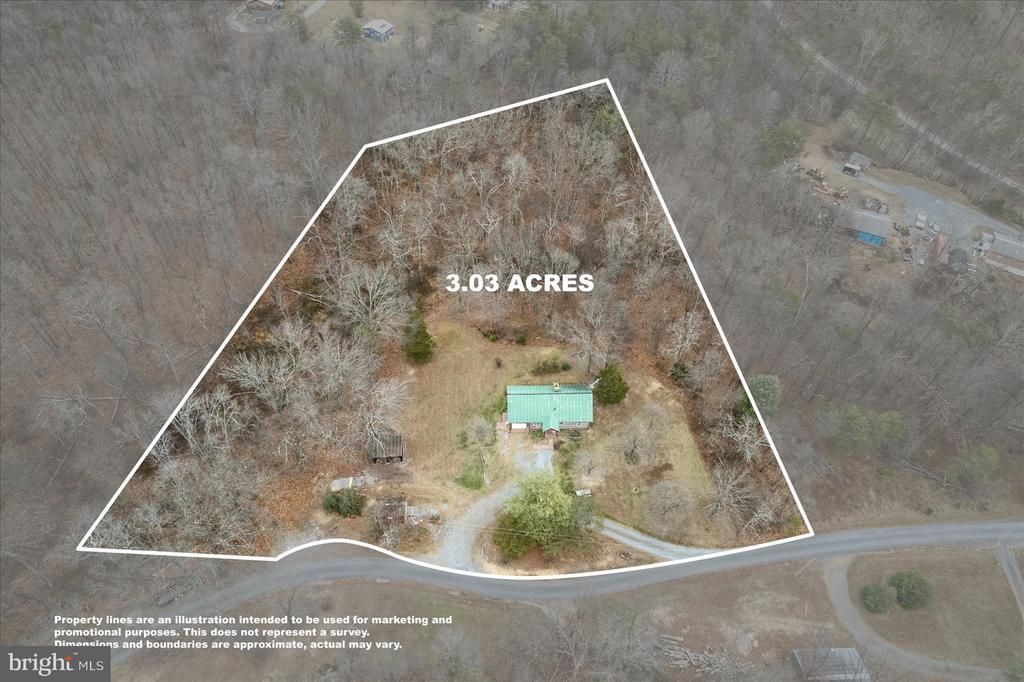 186 Pine Cone Drive, Cross Junction, VA 22625 Main Photo