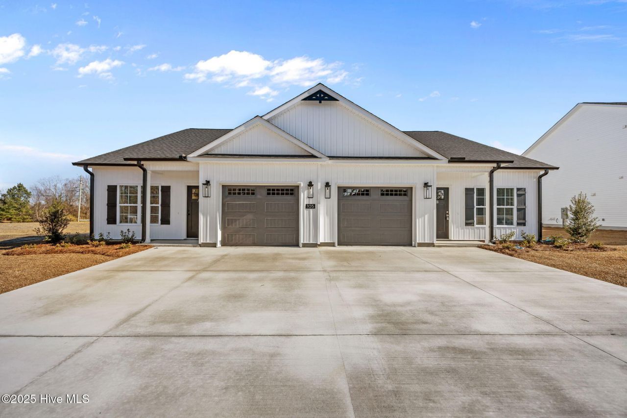 105 Lady O Drive, Unit B, Greenville, NC 27834 Main Photo