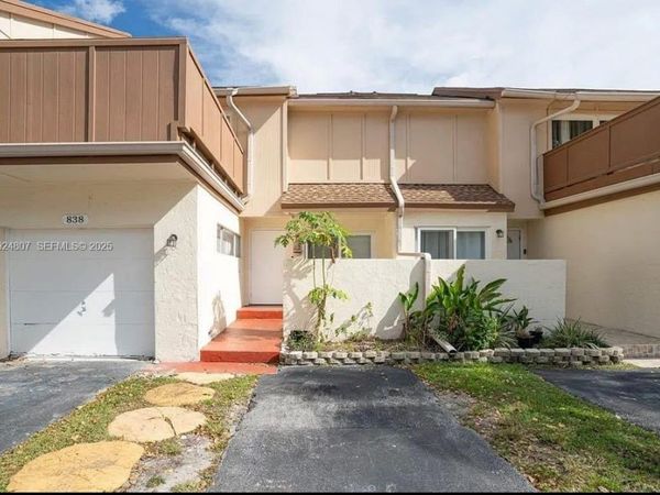 838 NW 82nd Ave, Unit 2, Plantation, FL 33324