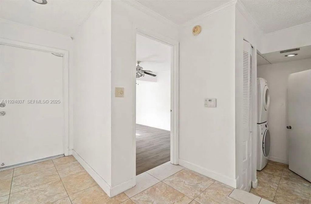 838 NW 82nd Ave, Unit 2, Plantation, FL 33324 Photo