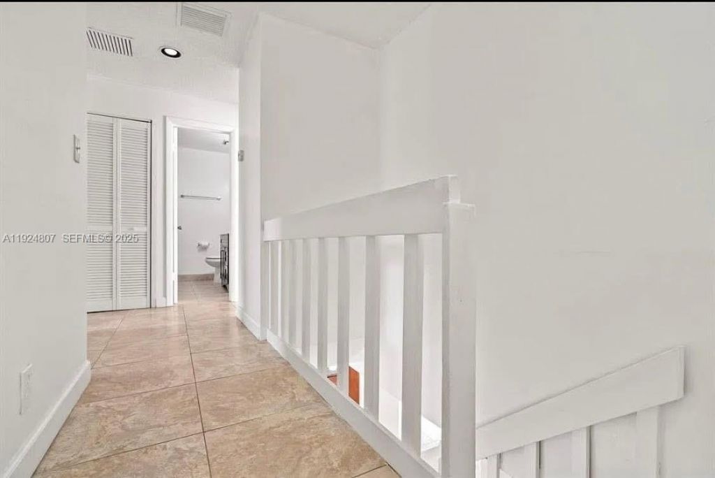 838 NW 82nd Ave, Unit 2, Plantation, FL 33324 Photo