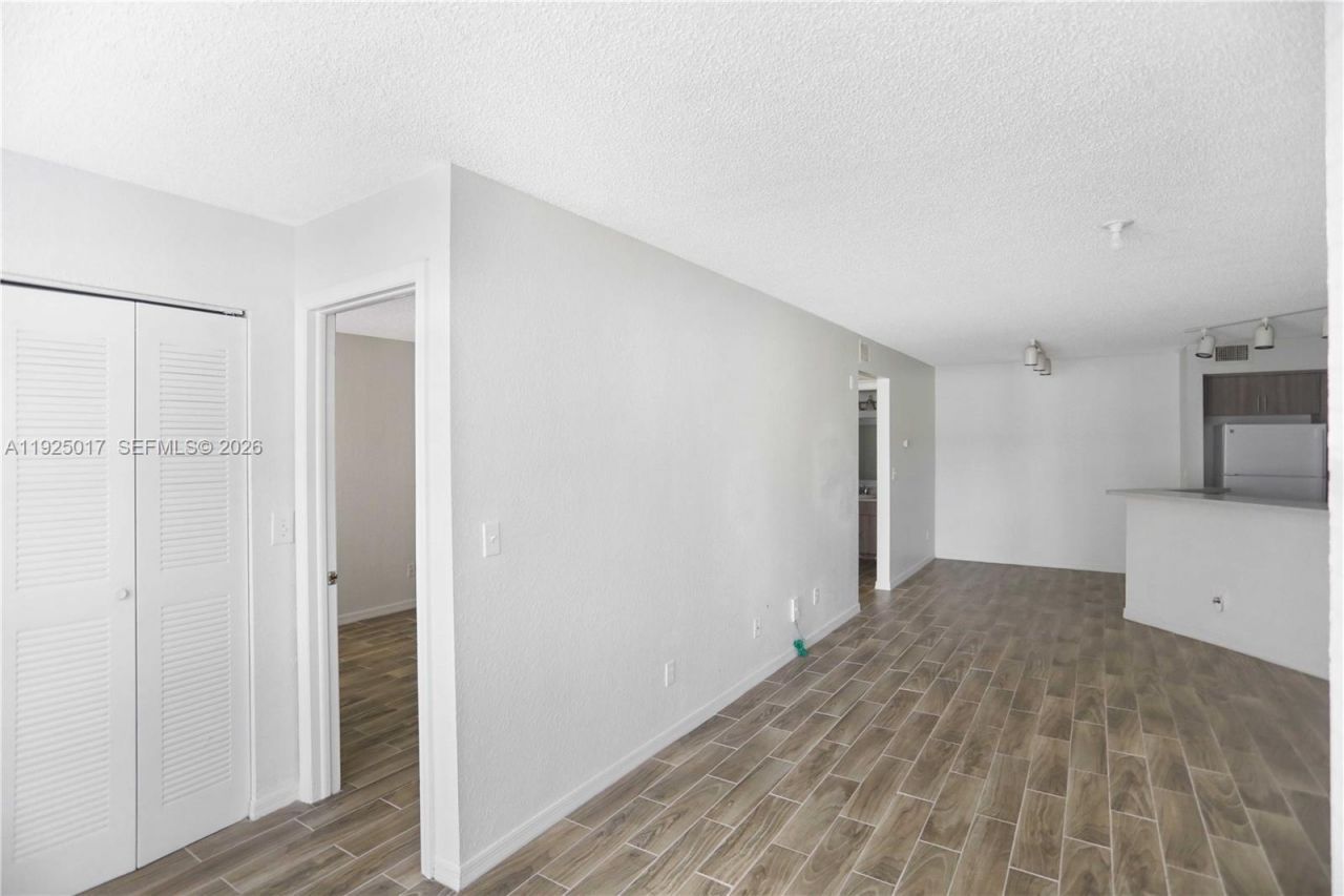 417 Vista Isles Dr, Unit 2315, Sunrise, FL 33325 Photo