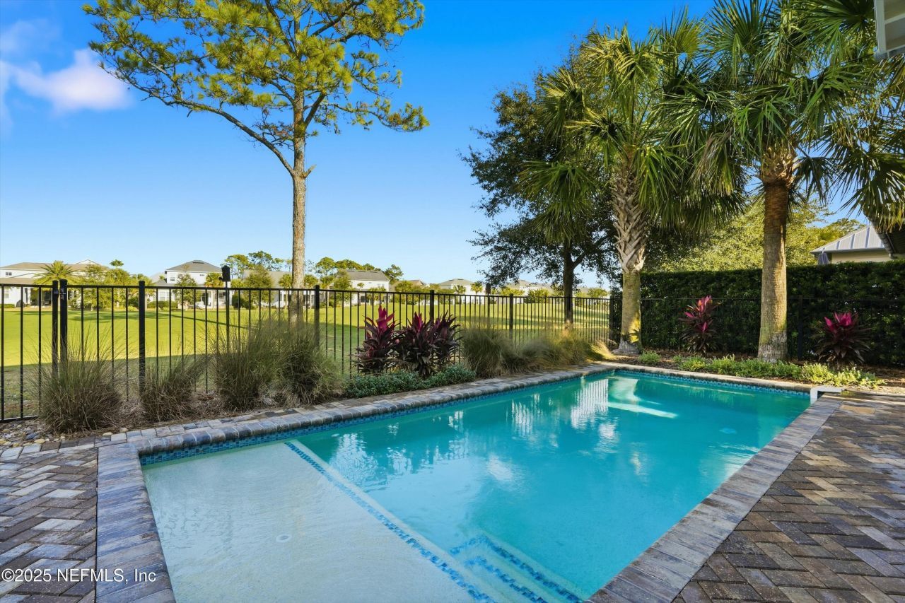 1747 Maritime Oak Drive, Atlantic Beach, FL 32233 Photo