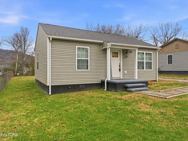 117 Love Drive, Harriman, TN 37748