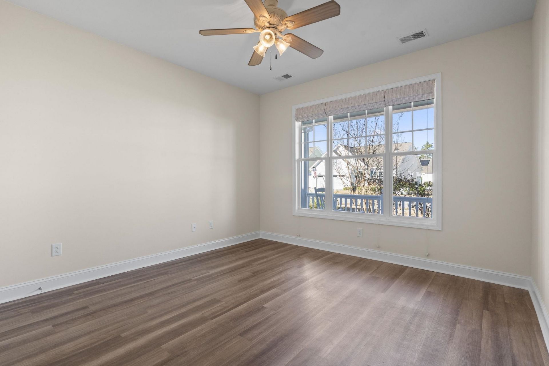 1709 Maplecress Way Photo 14