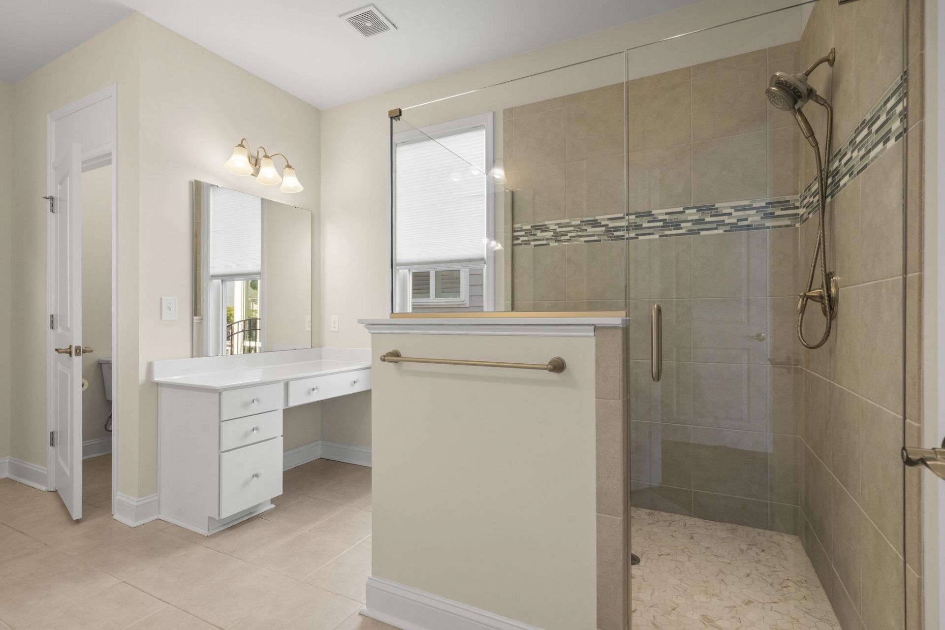 1709 Maplecress Way Photo 18