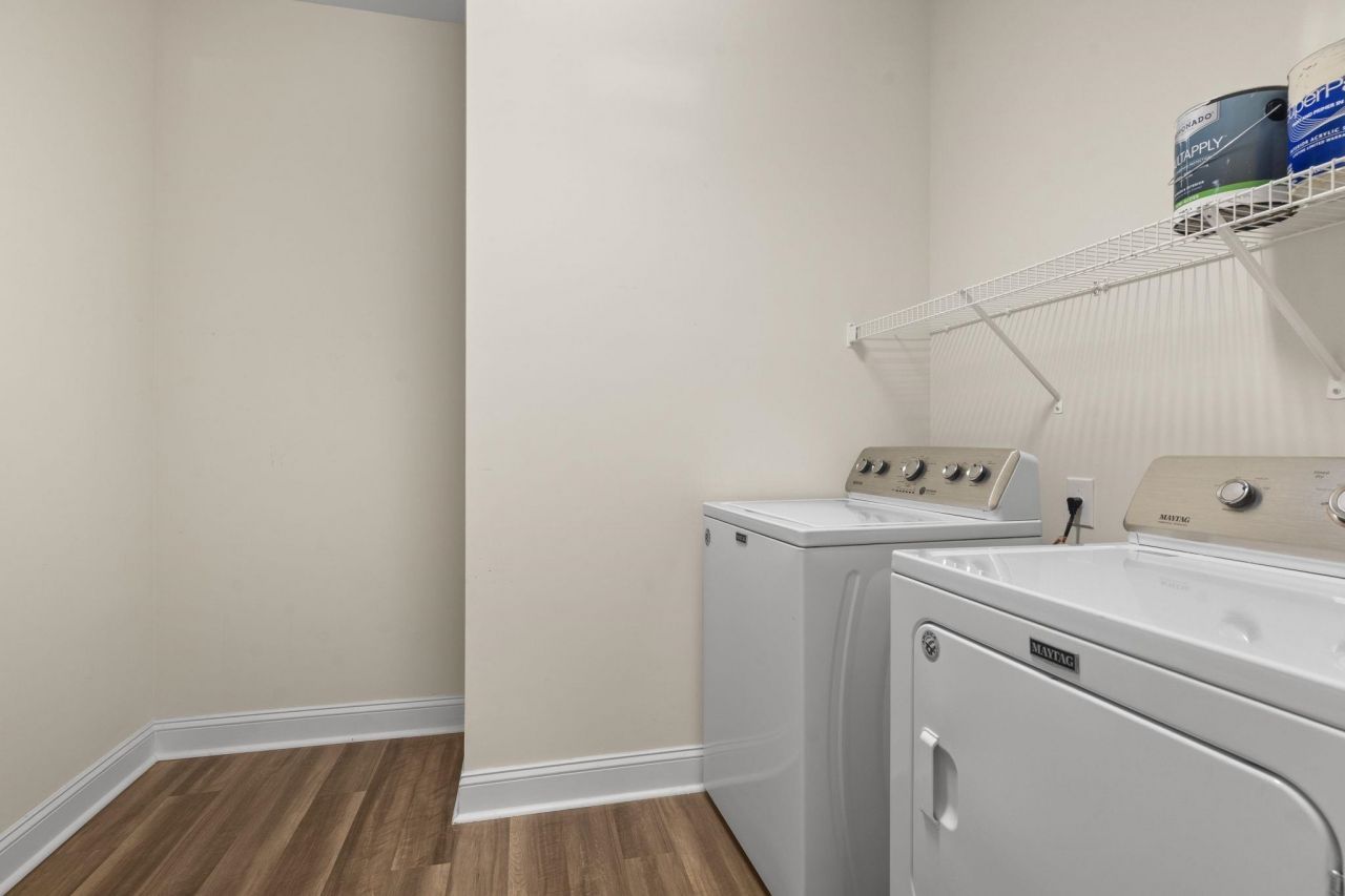 1709 Maplecress Way Photo 21