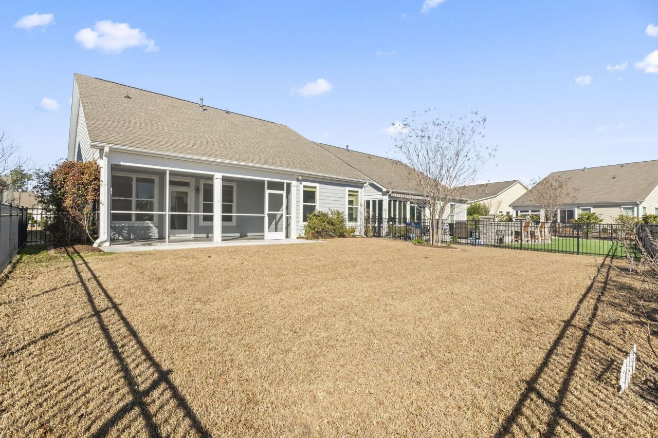 1709 Maplecress Way Photo 24