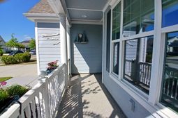 1709 Maplecress Way photo 4