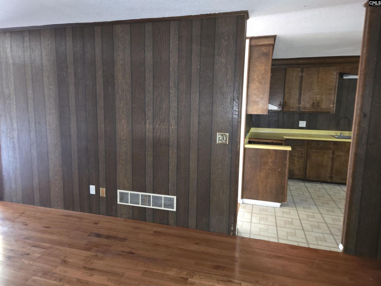 2701 Cliffside Drive Photo 17