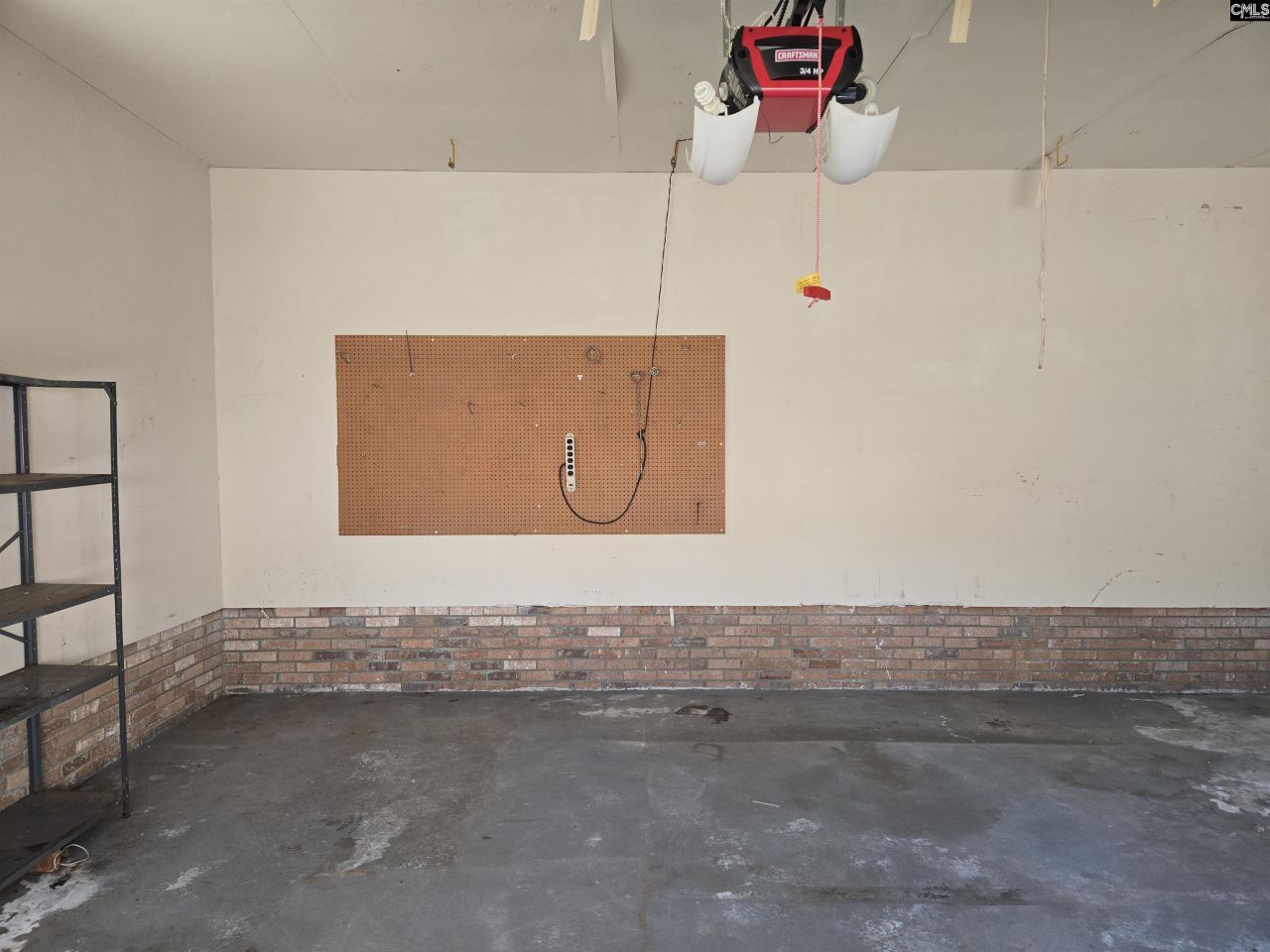 2701 Cliffside Drive Photo 7