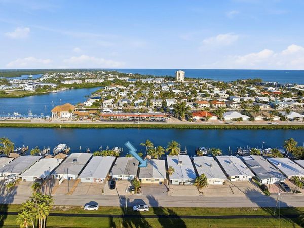 26 7 Street, KEY COLONY, FL 33051