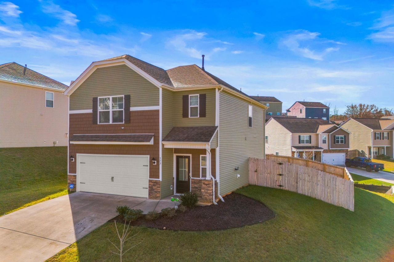 573 Cliff Street, Morristown, TN 37814 Main Photo