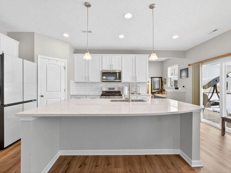 12060 Landon Drive, Plain City, OH 43064 Photo 8