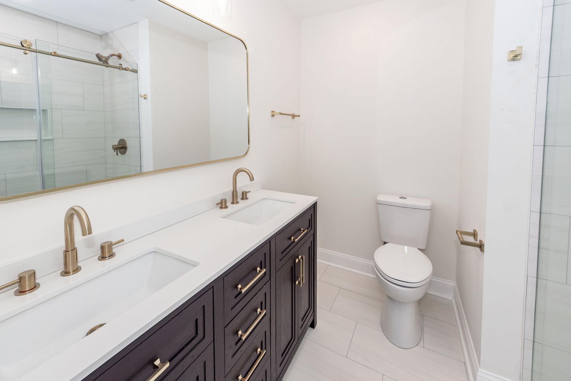 7 Iron Frg Alley Photo 29