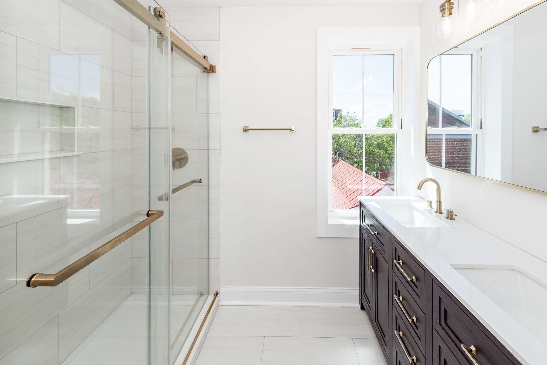 7 Iron Frg Alley Photo 35