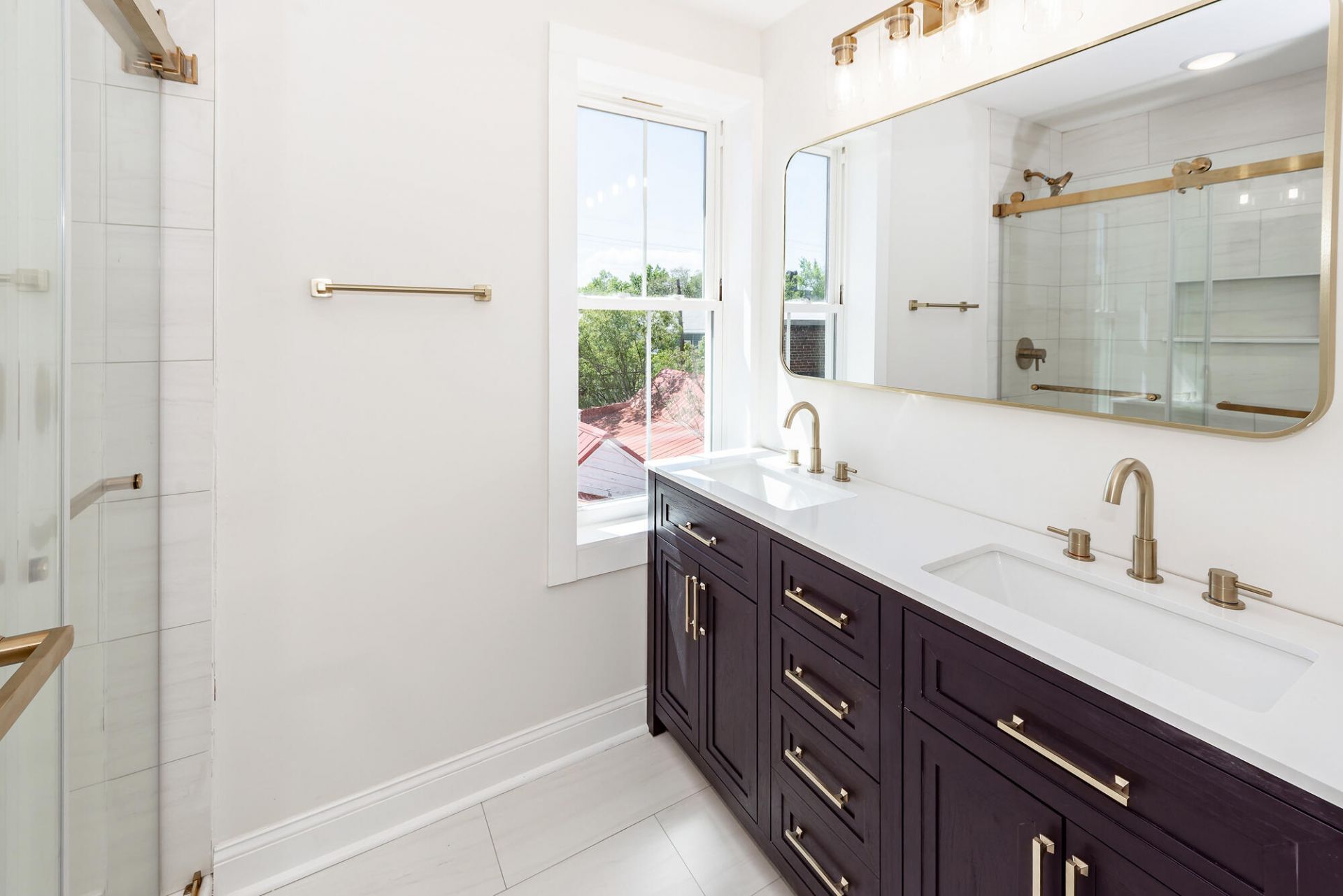 7 Iron Frg Alley Photo 36