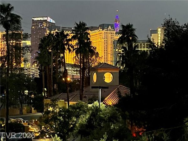 270 E Flamingo Road, Unit 205, Las Vegas, NV 89169