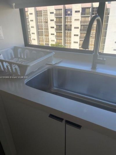 16909 N Bay Rd, Unit 805, Sunny Isles Beach, FL 33160 Photo