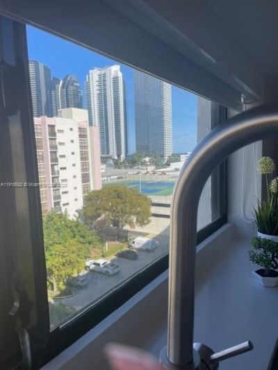16909 N Bay Rd, Unit 805, Sunny Isles Beach, FL 33160 Photo