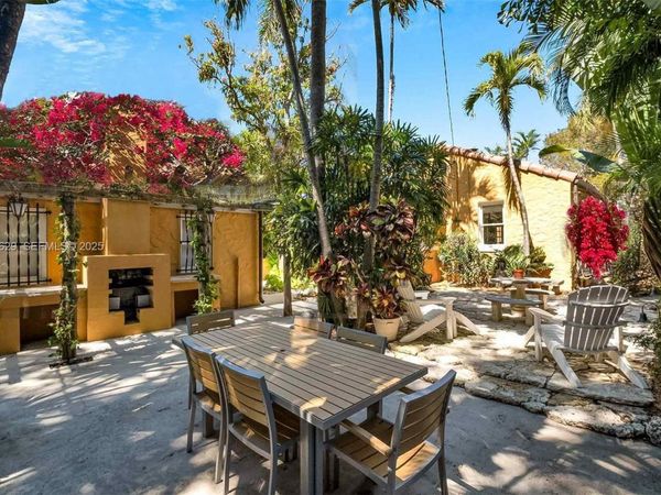 136 NE 101st St, Miami Shores, FL 33138