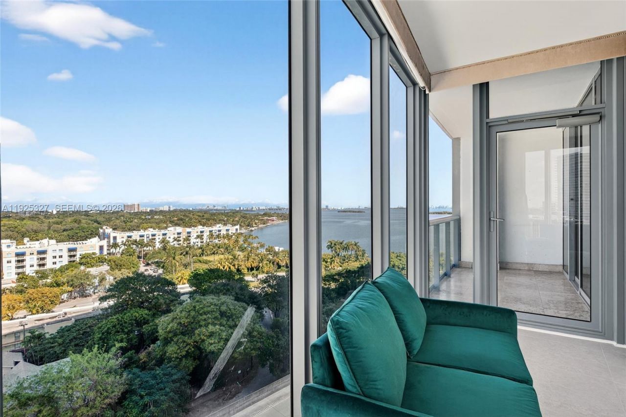 601 NE 36th St, Unit 1101, Miami, FL 33137 Photo