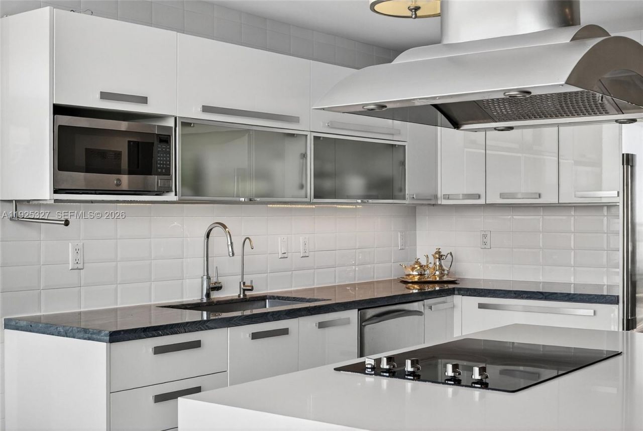 601 NE 36th St, Unit 1101, Miami, FL 33137 Photo