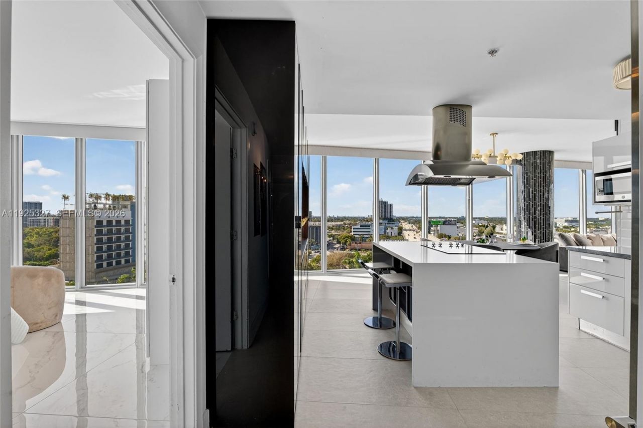 601 NE 36th St, Unit 1101, Miami, FL 33137 Photo