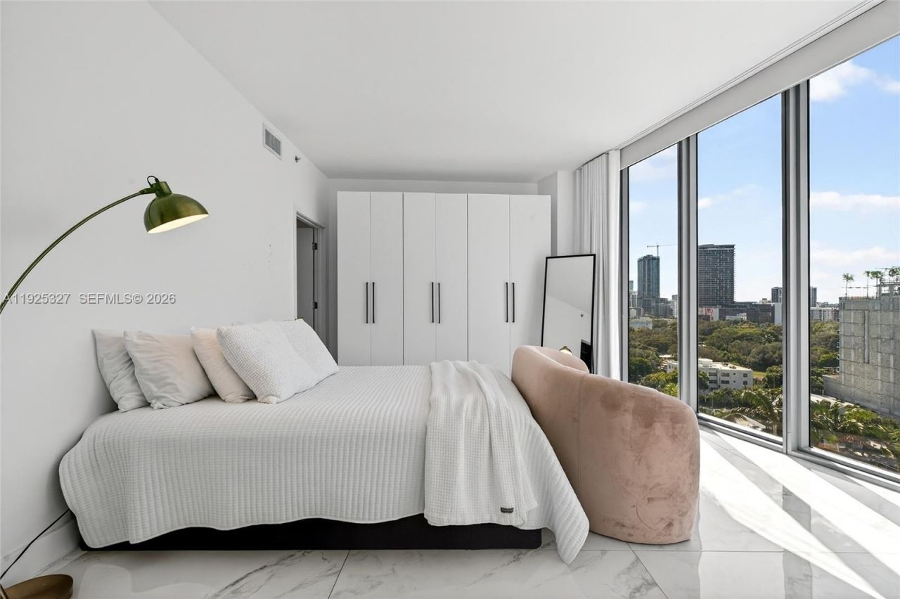 601 NE 36th St, Unit 1101, Miami, FL 33137 Photo