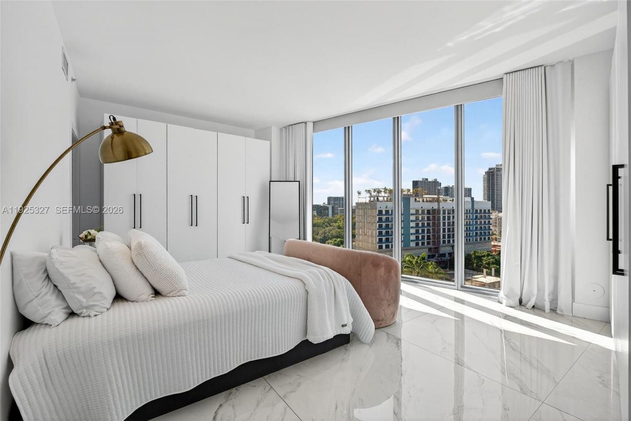 601 NE 36th St, Unit 1101, Miami, FL 33137 Photo