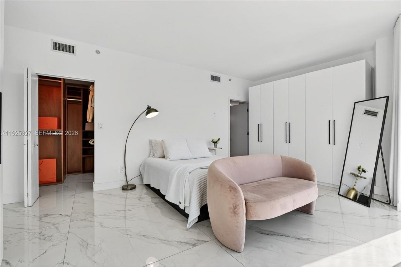 601 NE 36th St, Unit 1101, Miami, FL 33137 Photo