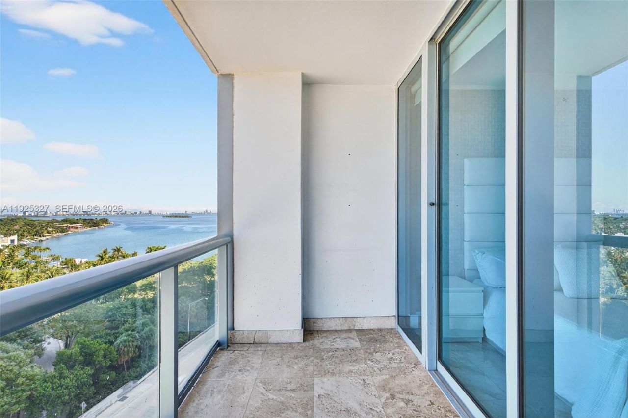 601 NE 36th St, Unit 1101, Miami, FL 33137 Photo