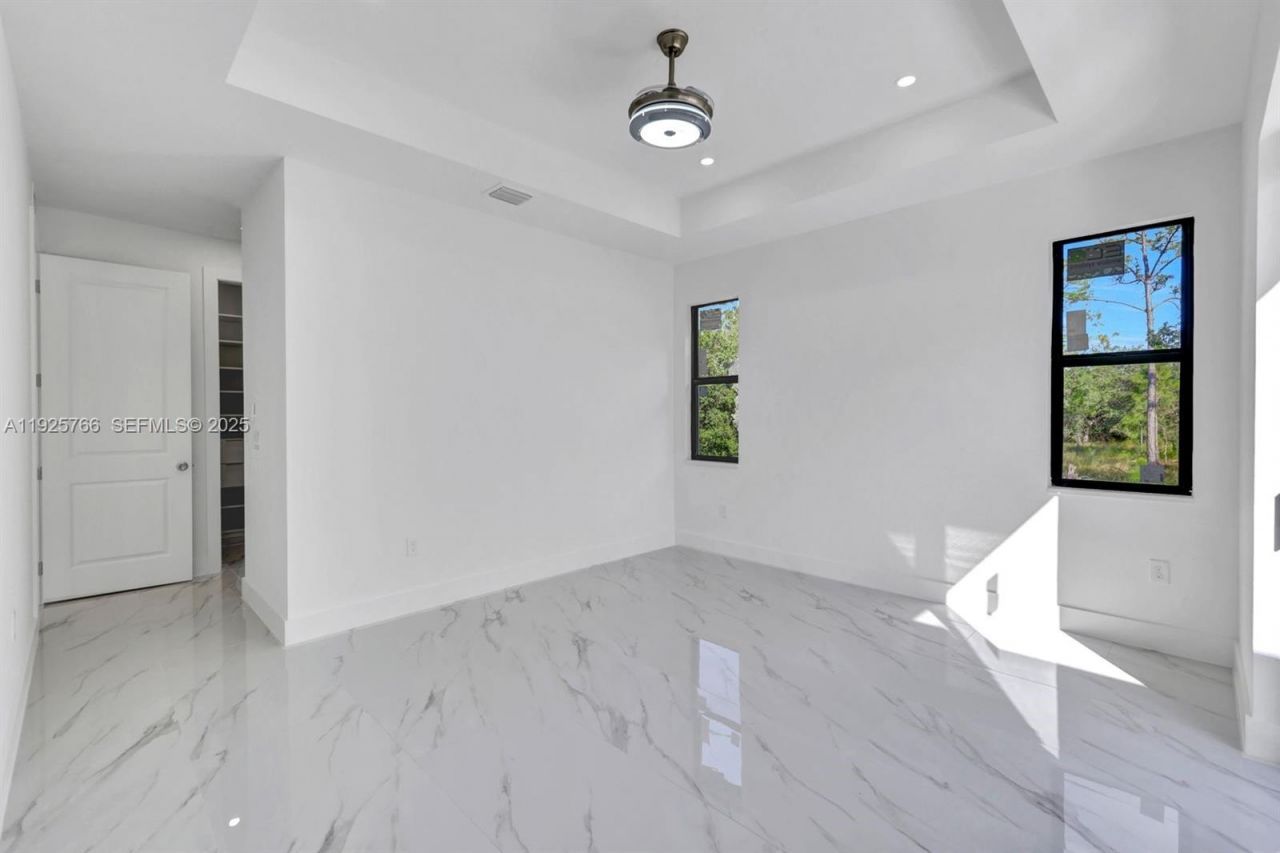 2002 E 10th, Lehigh Acres, FL 33936 Photo